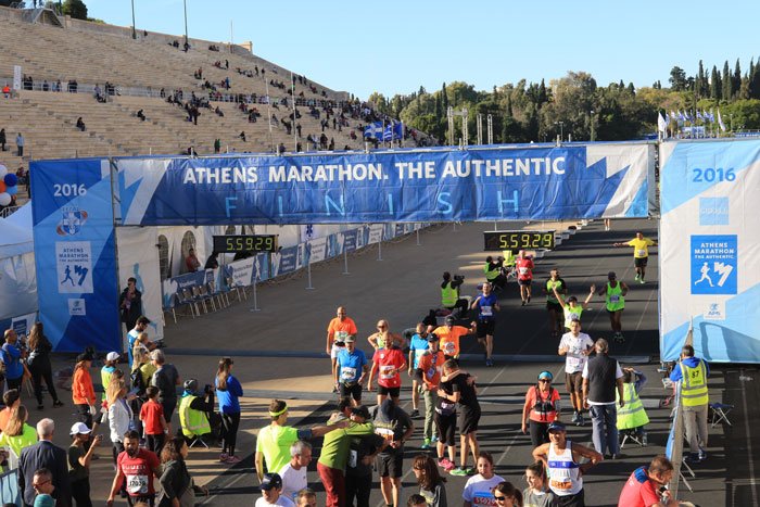 Primera maratón en Atenas